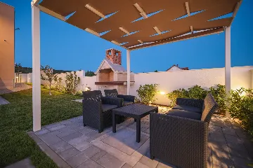 Spacious Family Villa with Heated Pool in Sukošan