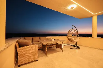 Spacious Family Villa with Heated Pool in Sukošan