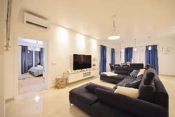 Spacious Family Villa with Heated Pool in Sukošan