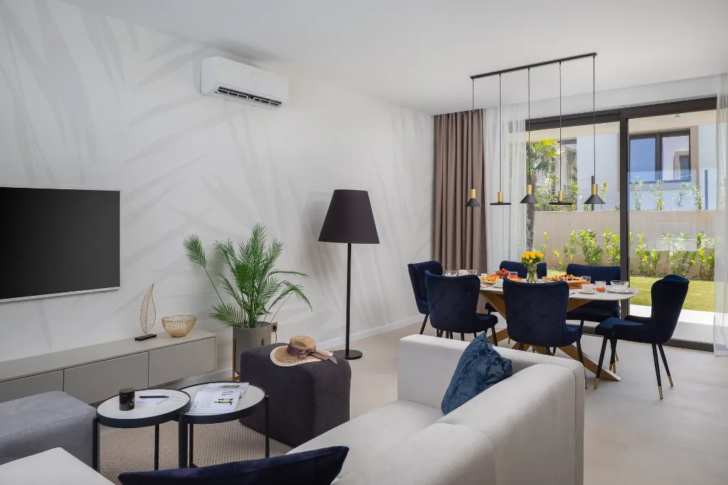 Beachfront Family Villa with Pool in Tkon