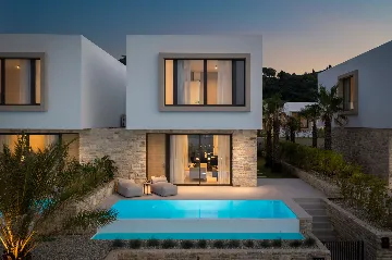 Beachfront Family Villa with Pool in Tkon