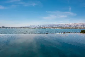 Contemporary Family Villa with Pool, Novigrad