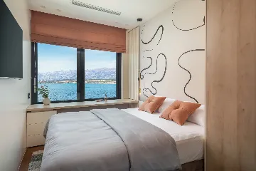 Contemporary Family Villa with Pool, Novigrad