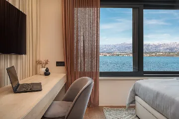 Contemporary Family Villa with Pool, Novigrad