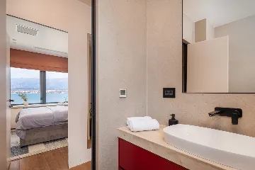 Contemporary Family Villa with Pool, Novigrad