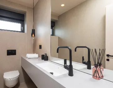 Contemporary Family Villa with Pool, Novigrad