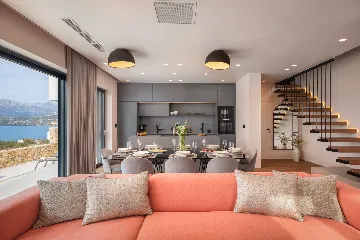 Contemporary Family Villa with Pool, Novigrad