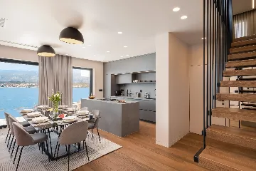 Contemporary Family Villa with Pool, Novigrad