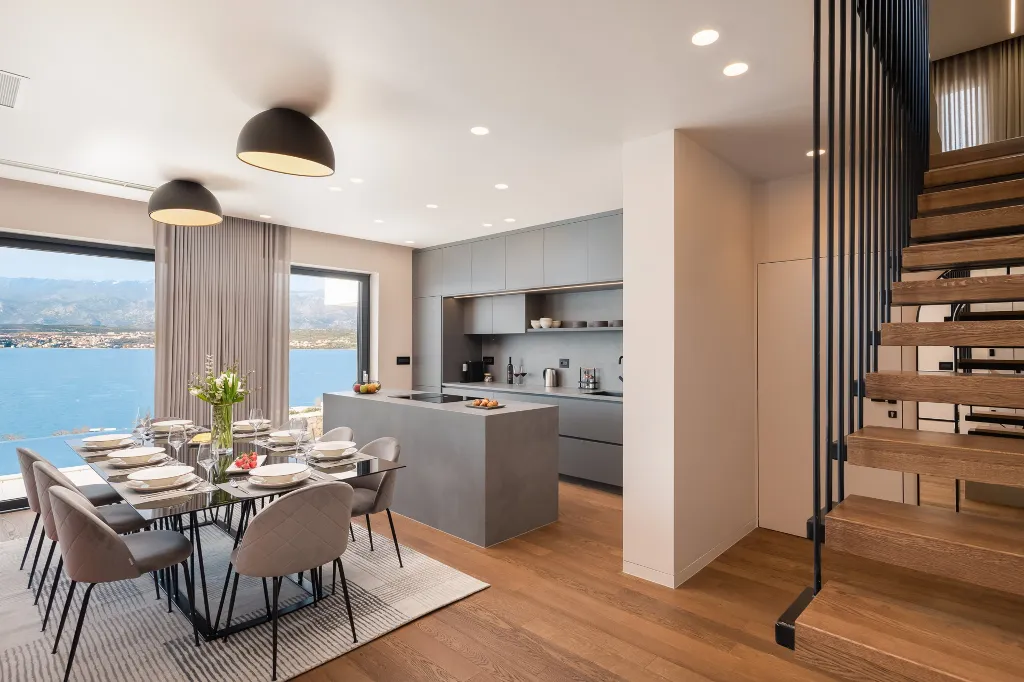 Contemporary Family Villa with Pool, Novigrad
