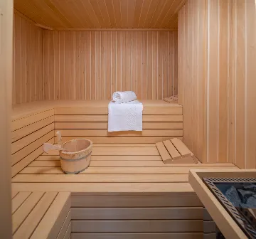 Contemporary Family Villa with Pool, Novigrad