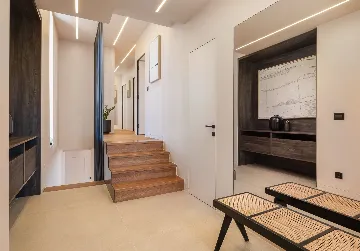 Contemporary Family Villa with Pool, Novigrad