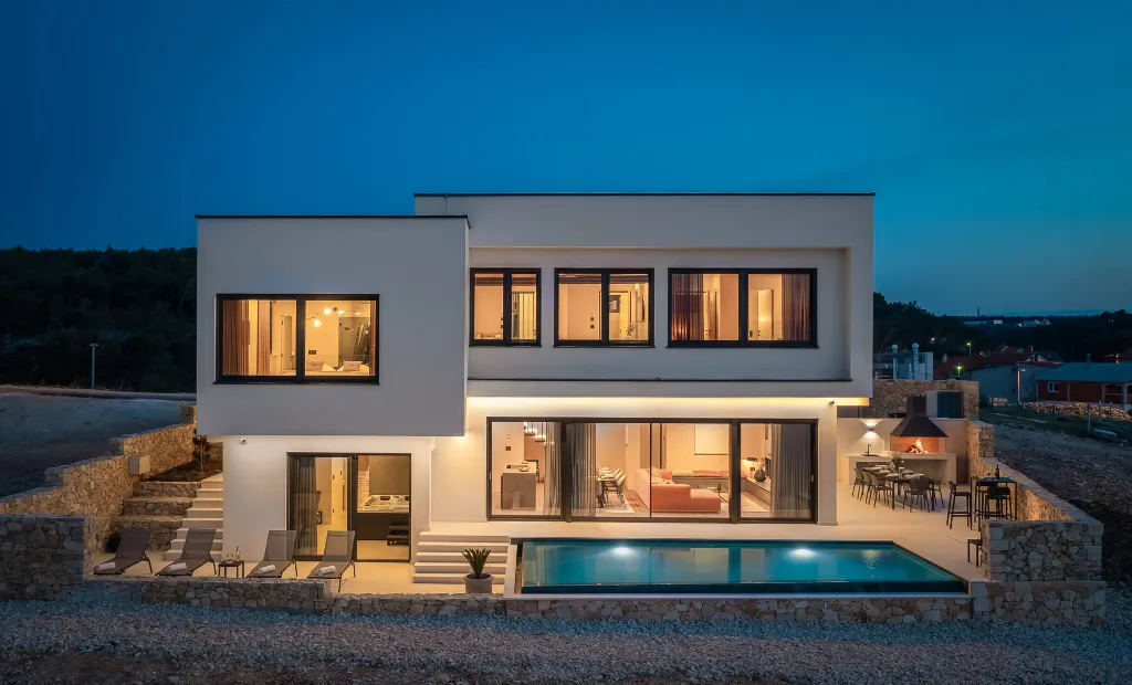 Contemporary Family Villa with Pool, Novigrad