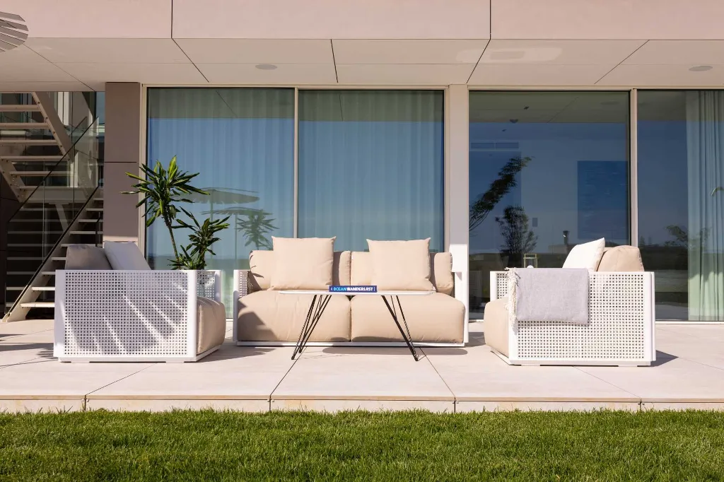 Contemporary Seaside Villa With Pool Ugljan