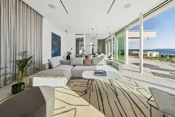 Contemporary Seaside Villa With Pool Ugljan