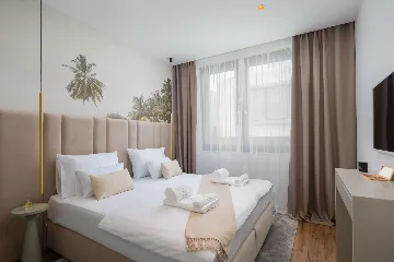 Beachfront Villa with Pool in Tkon