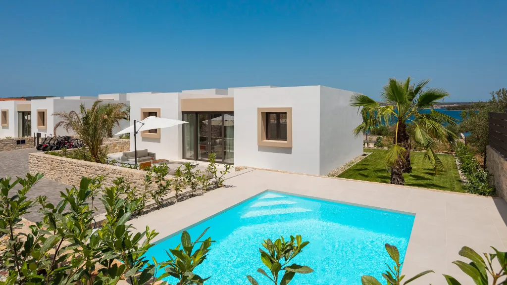 Beachfront Villa with Pool in Tkon