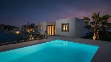 Beachfront Villa with Pool in Tkon
