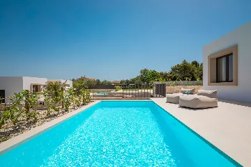 Beachfront Villa with Private Pool in Tkon