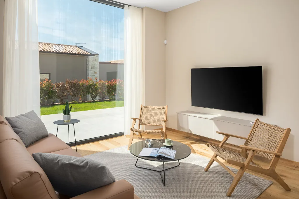 Modern Villa with Pool in Bale