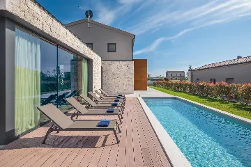 Modern Villa with Pool in Bale