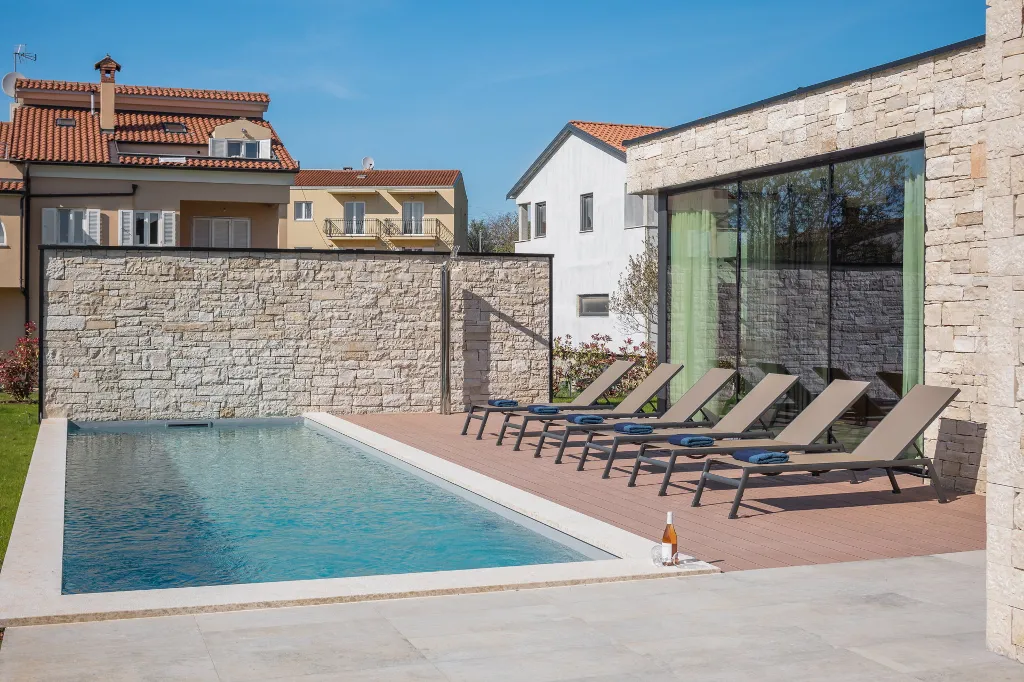 Modern Villa with Pool in Bale