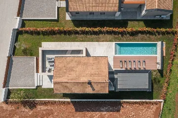 Modern Villa with Pool in Bale