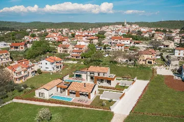 Modern Villa with Pool in Bale