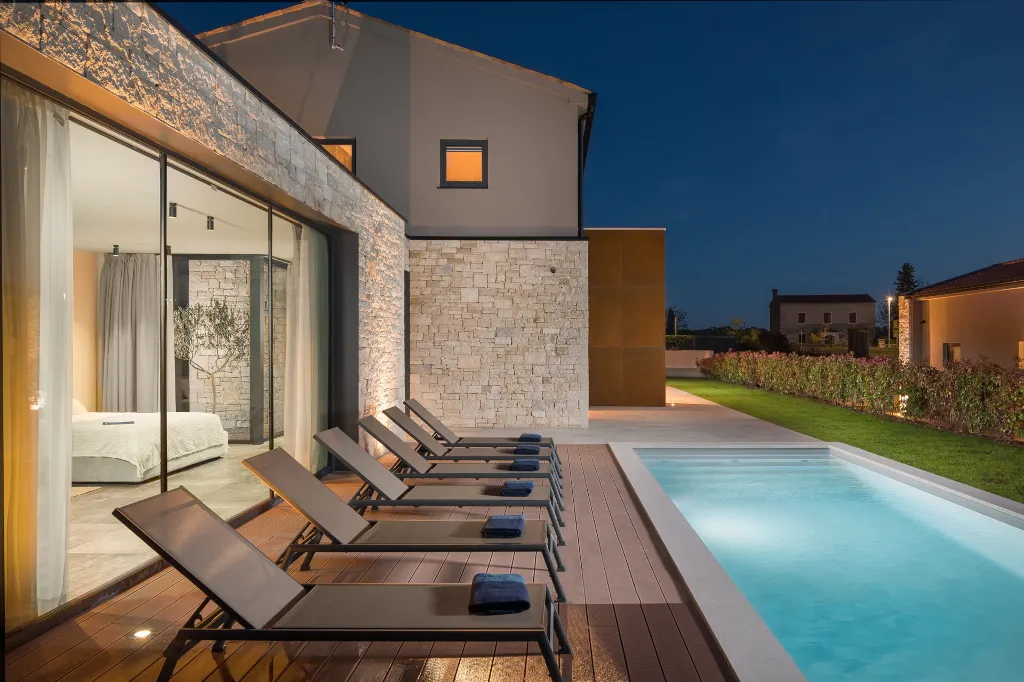 Modern Villa with Pool in Bale