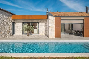 Modern Villa with Pool in Bale