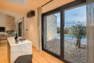 Modern Villa with Pool in Bale