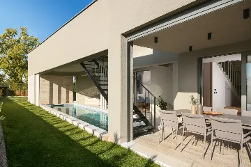 Contemporary Villa Retreat with Pool in Fažana