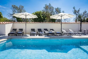 Family Villa with Heated Pool in Krnica