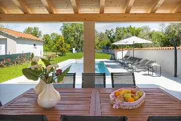 Family Villa with Heated Pool in Krnica