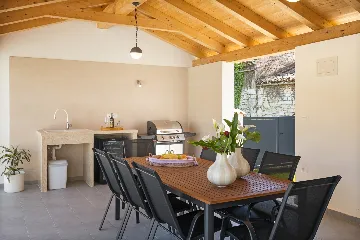 Family Villa with Heated Pool in Krnica