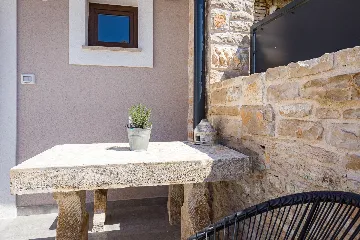 Family Villa with Heated Pool in Krnica