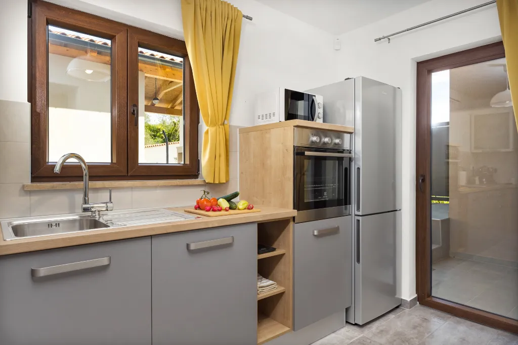 Family Villa with Heated Pool in Krnica