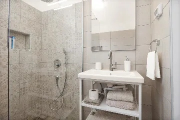 Family Villa with Heated Pool in Krnica