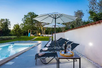 Family Villa with Heated Pool in Krnica