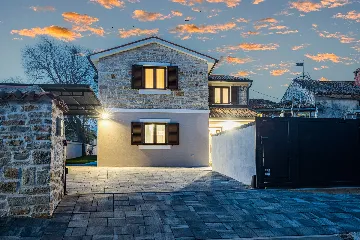 Family Villa with Heated Pool in Krnica