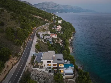 Spacious Villa Retreat with Pools in Mimice