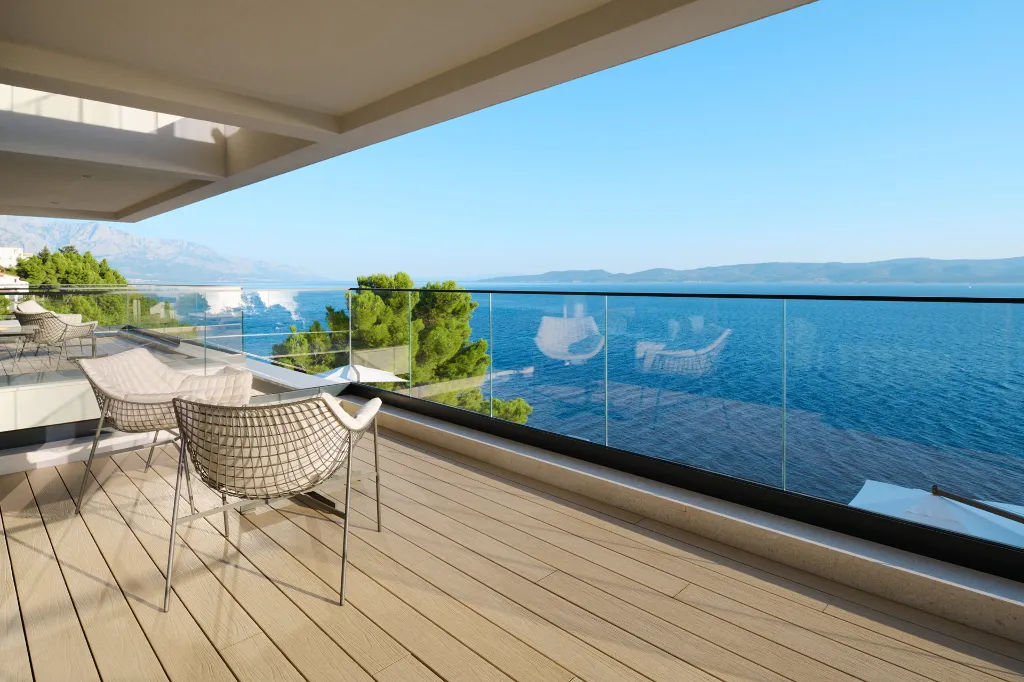 Spacious Villa Retreat with Pools in Mimice