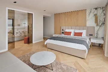 Spacious Villa Retreat with Pools in Mimice