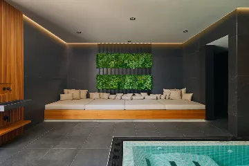 Spacious Villa Retreat with Pools in Mimice