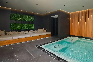 Spacious Villa Retreat with Pools in Mimice