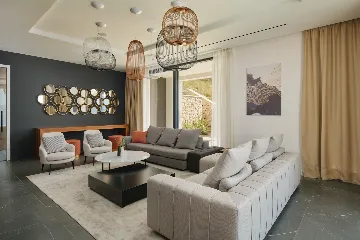 Spacious Villa Retreat with Pools in Mimice