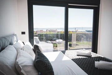 Contemporary Villa with Pool and Sea Views, Kaštel Stari