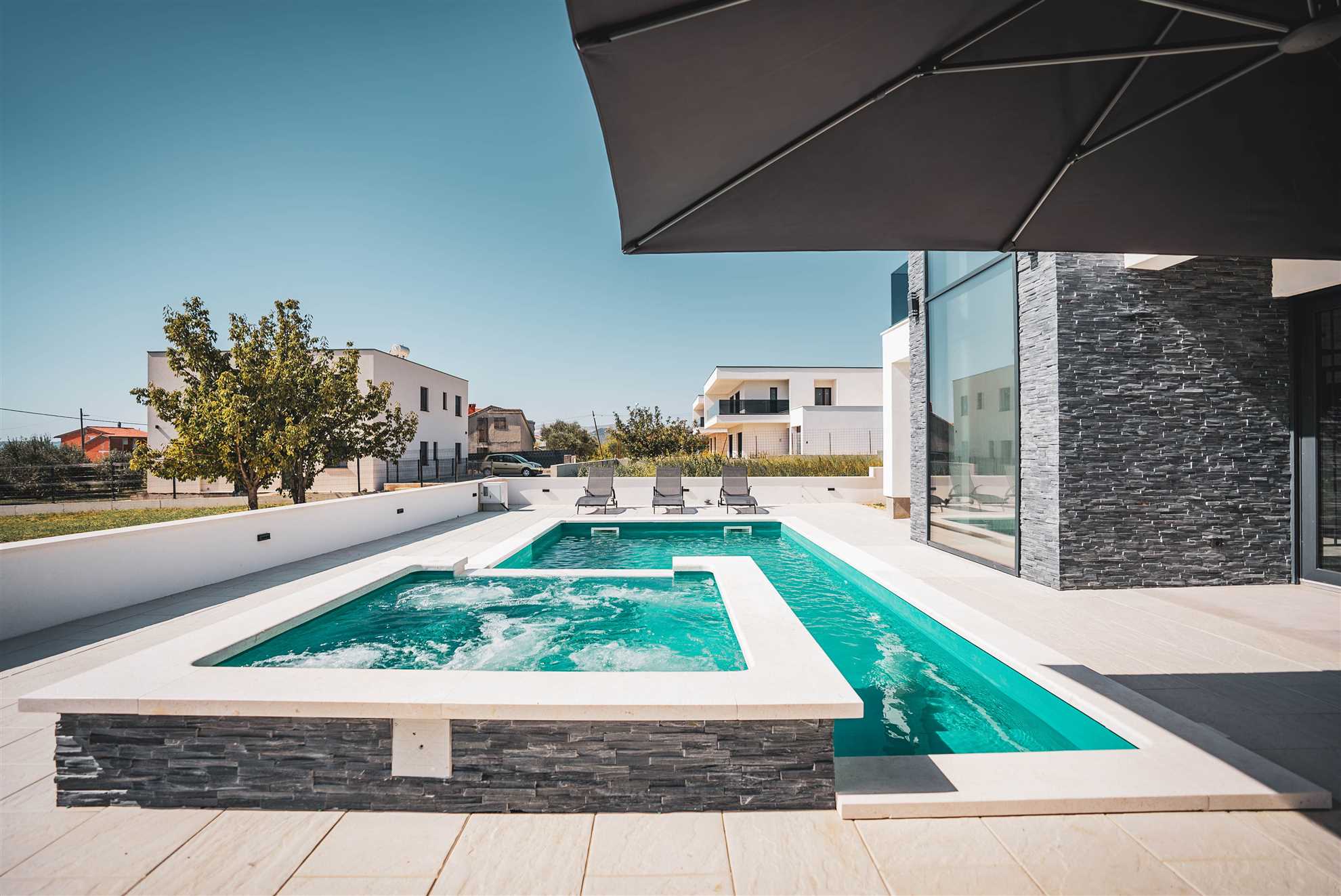 Luxury Villa Lunero with Pool