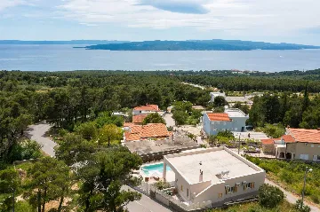 Modern Poolside Villa Retreat in Baška Voda