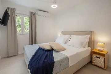 Modern Poolside Villa Retreat in Baška Voda