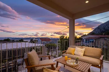 Modern Poolside Villa Retreat in Baška Voda